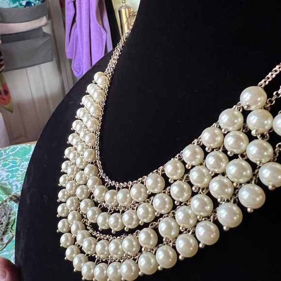 Beautiful 4-tiered pearl necklace. Costume jewelry - Picture 4 of 6